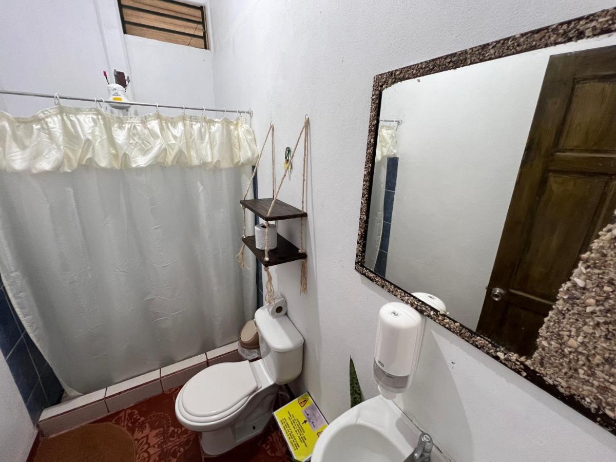 Natural Experience House Тортугеро Экстерьер фото